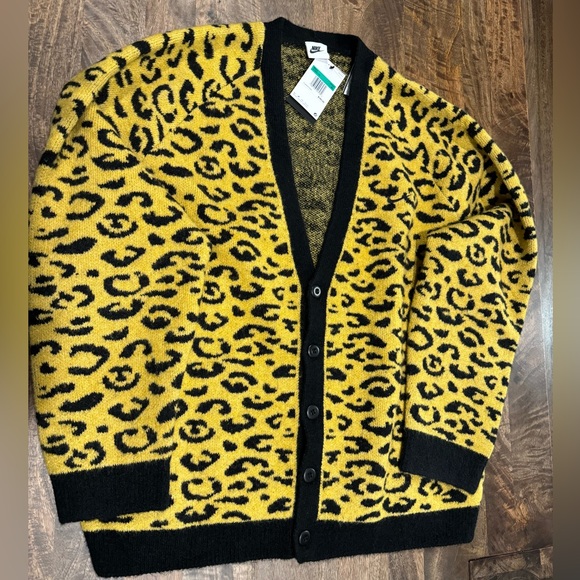 Rare NWT Nike Sportswear Circa Cardigan AOP Leopard Print - Picture 5 of 10